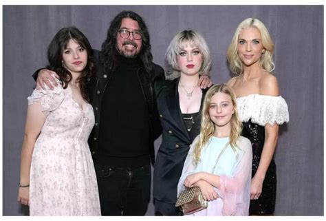 harper willow grohl|Foo Fighters Singer Dave Grohl’s Family: Meet His Wife, 4。